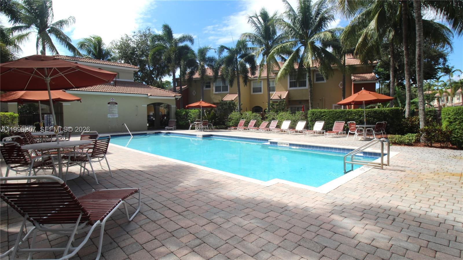 MERRICK PRESERVE CONDO - Residential