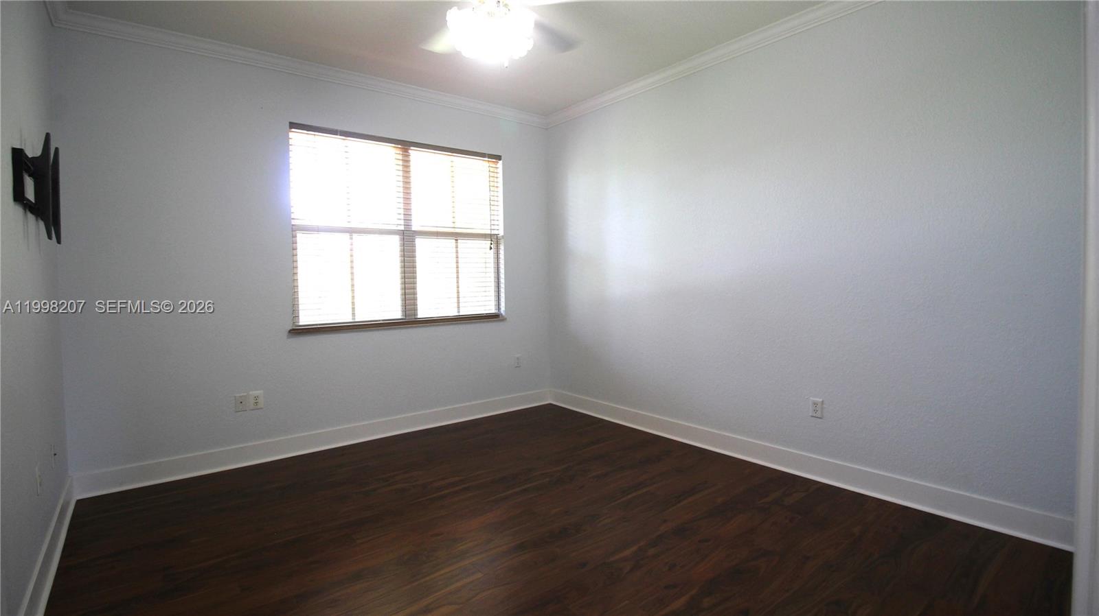 MERRICK PRESERVE CONDO - Residential