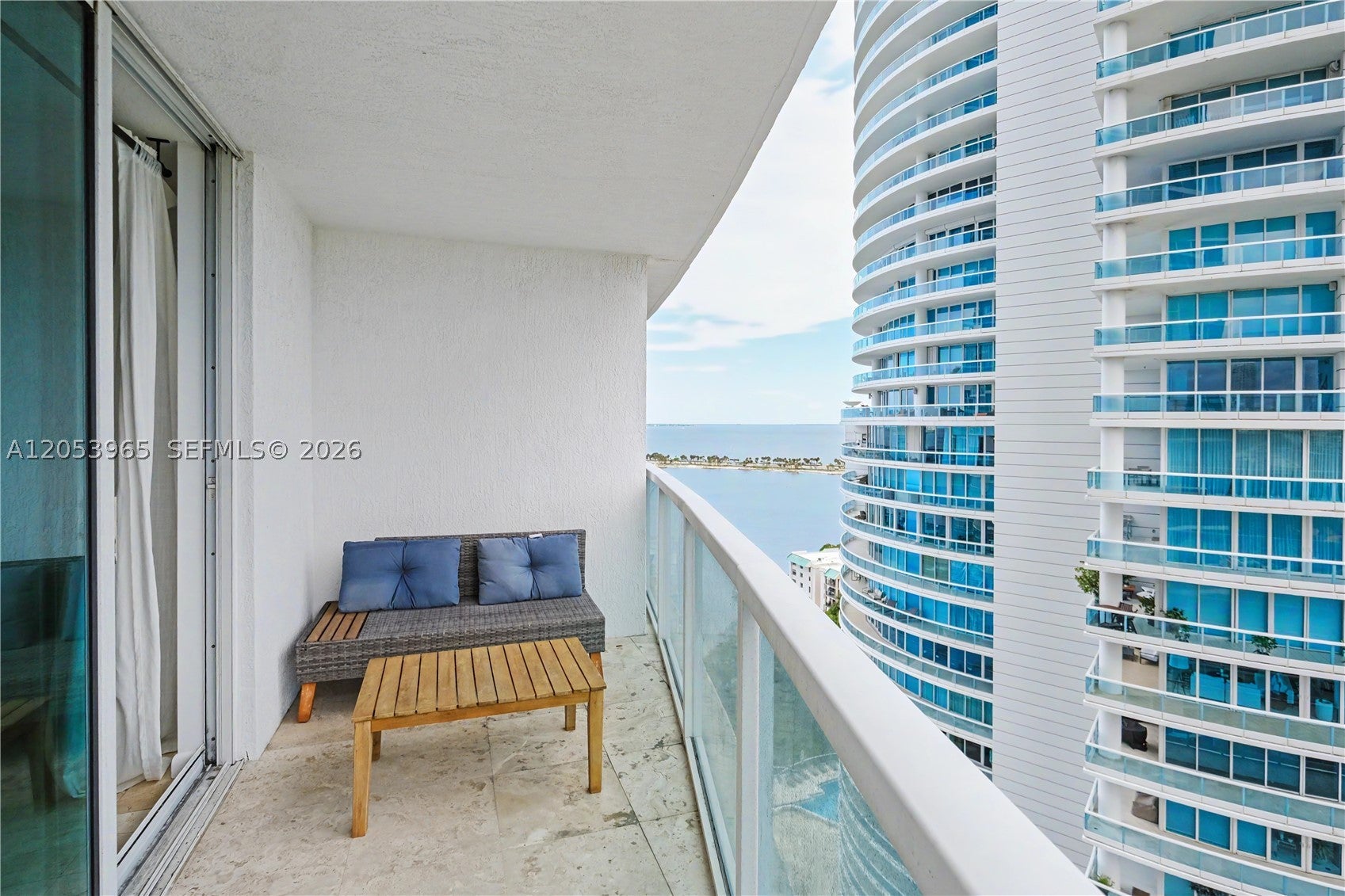 2101 Brickell Ave 1611