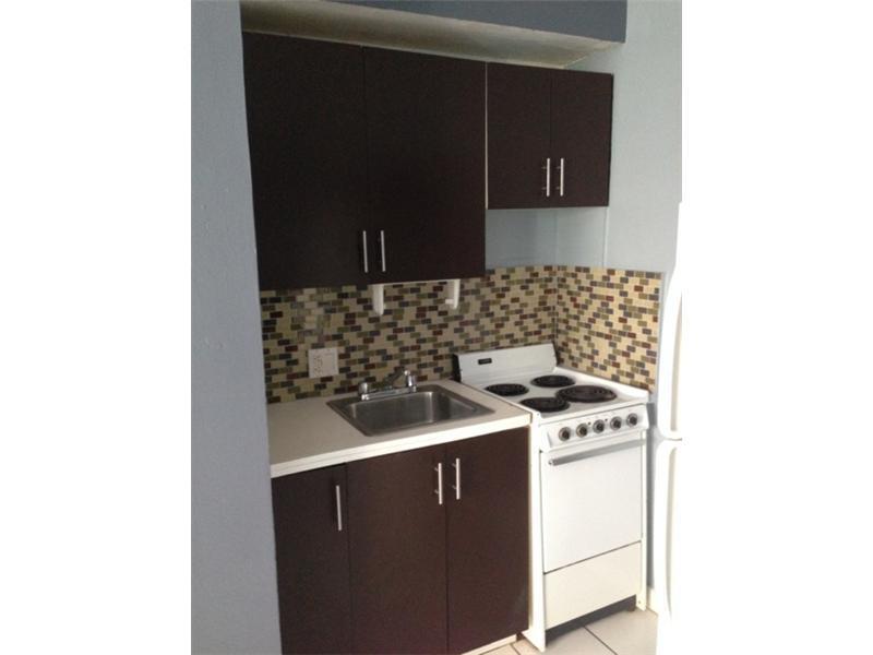 RIVERVIEW VILLAS CONDO - Residential Lease