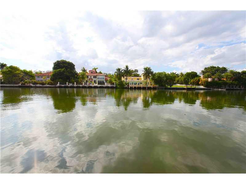 RIVERVIEW VILLAS CONDO - Residential Lease