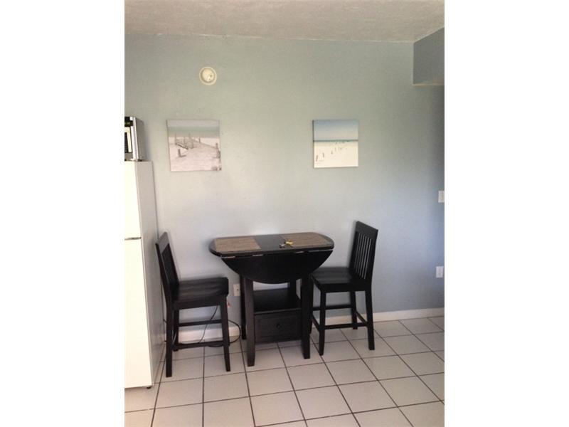 RIVERVIEW VILLAS CONDO - Residential Lease