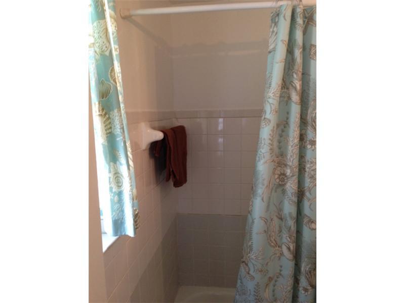 RIVERVIEW VILLAS CONDO - Residential Lease