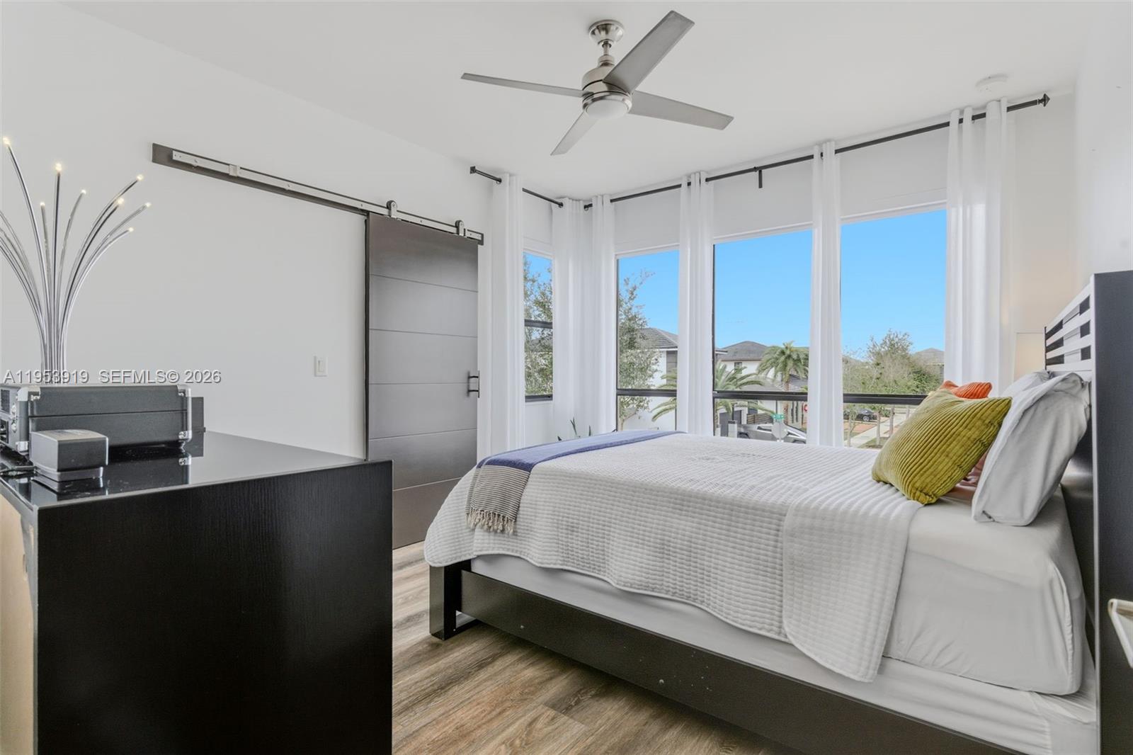 CRESTVIEW WEST - Residential