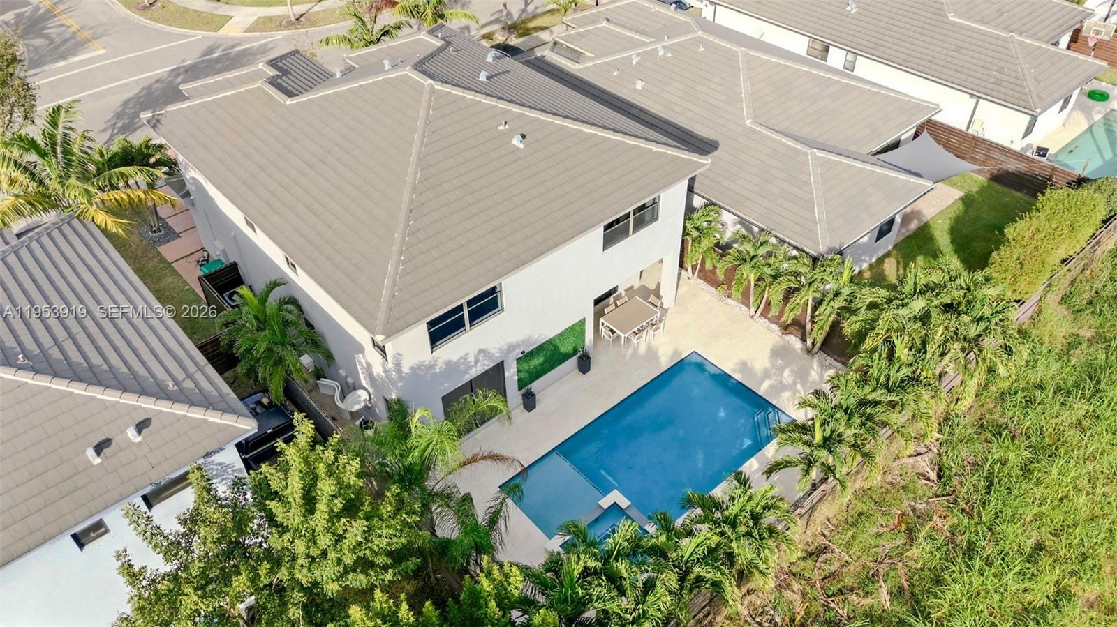 CRESTVIEW WEST - Residential