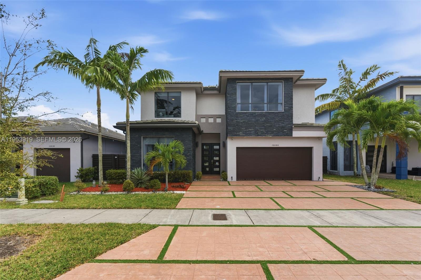 CRESTVIEW WEST - Residential