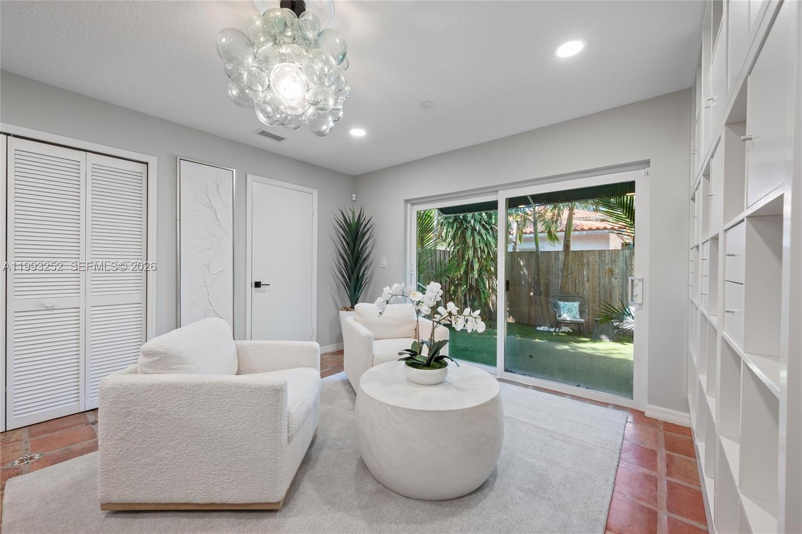 TANGERINE SUB - Residential