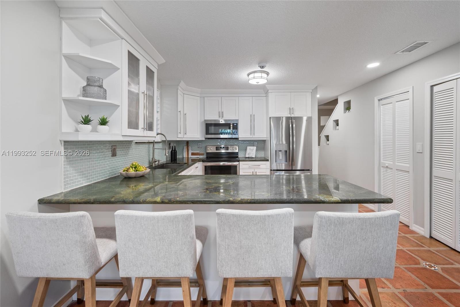 TANGERINE SUB - Residential