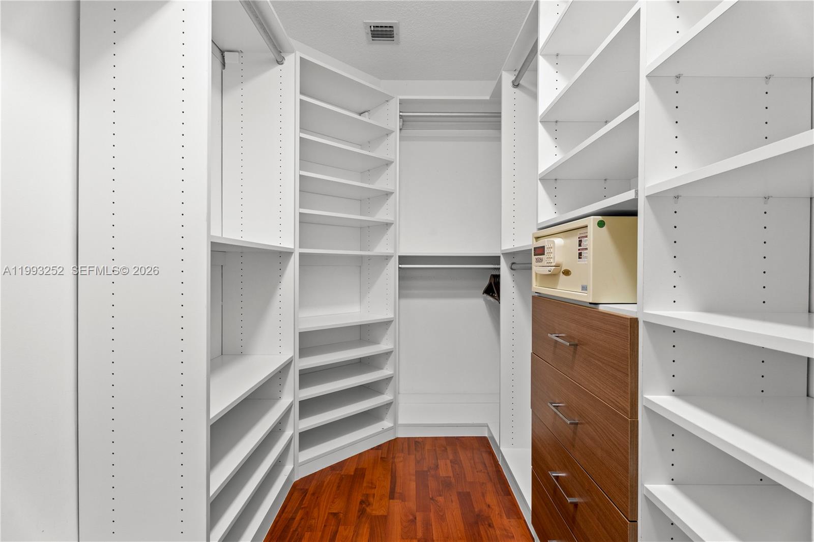 TANGERINE SUB - Residential