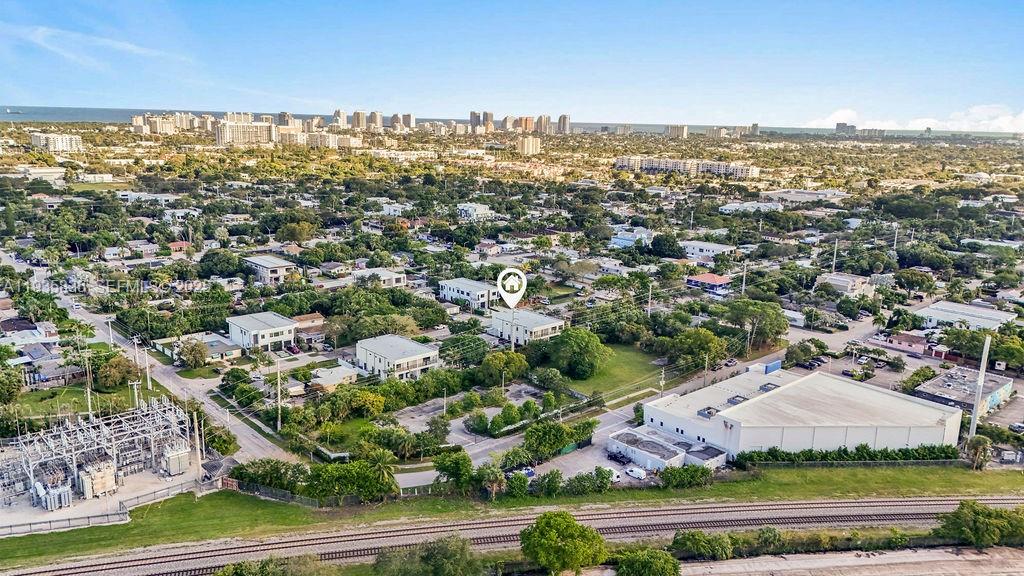 HOLIDAY HEIGHTS - Residential