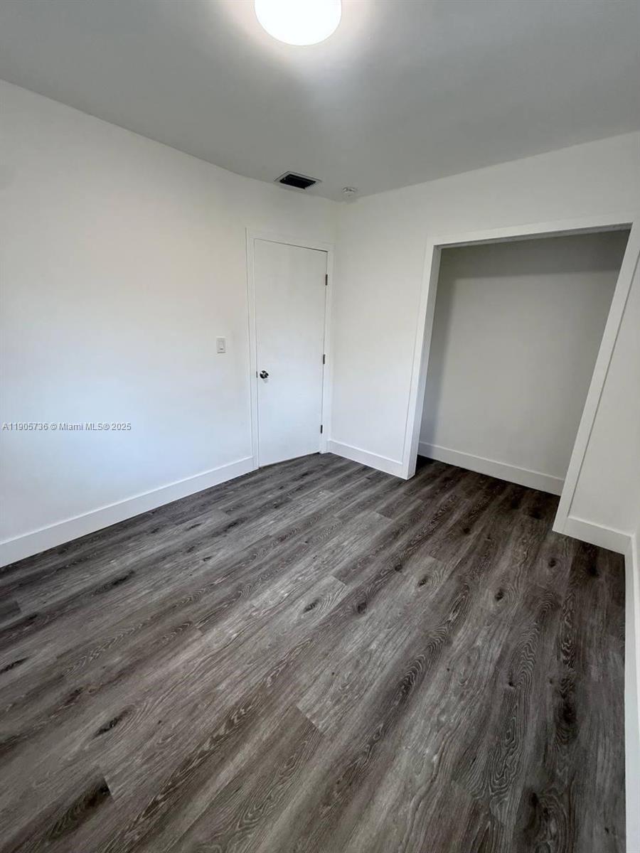 LAKE FOREST SEC 4 - Residential