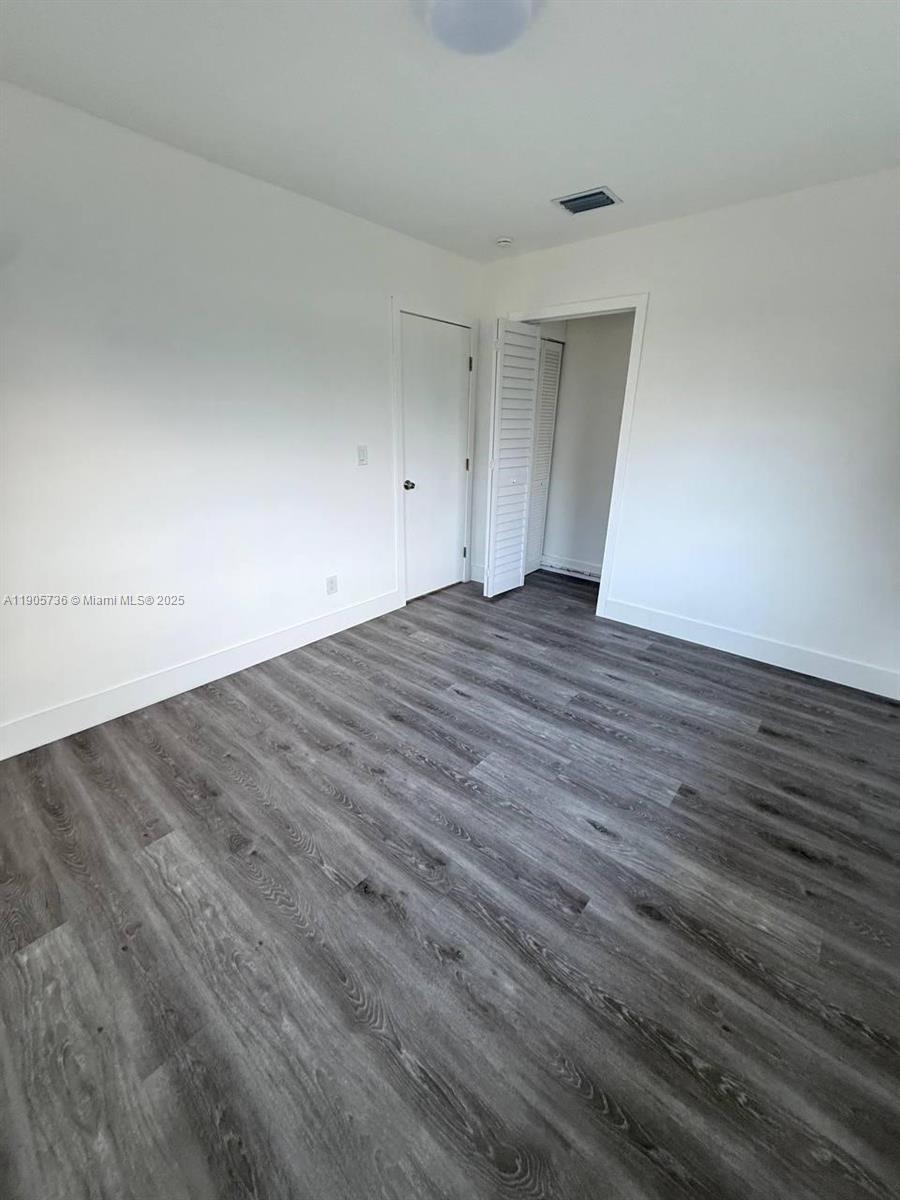 LAKE FOREST SEC 4 - Residential