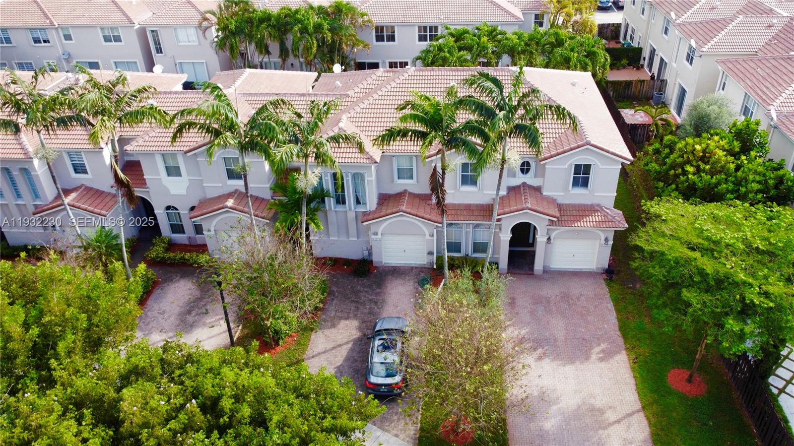 KENDALL BREEZE - Residential