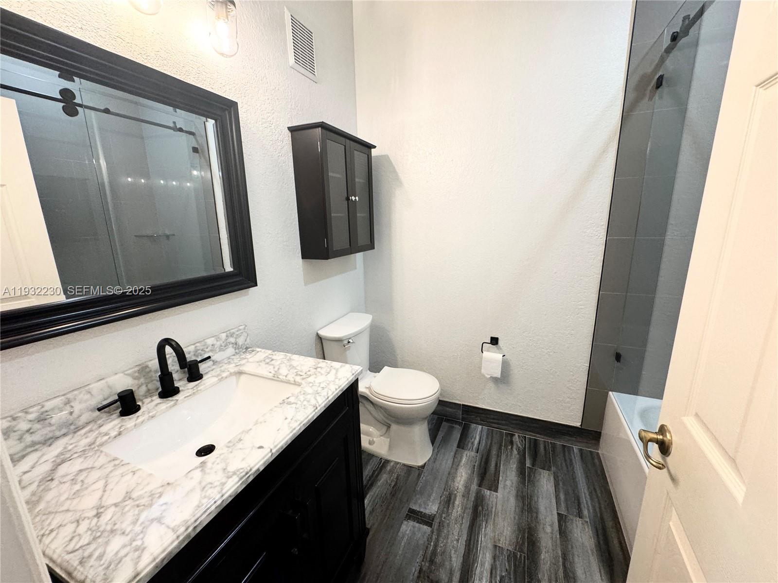 KENDALL BREEZE - Residential