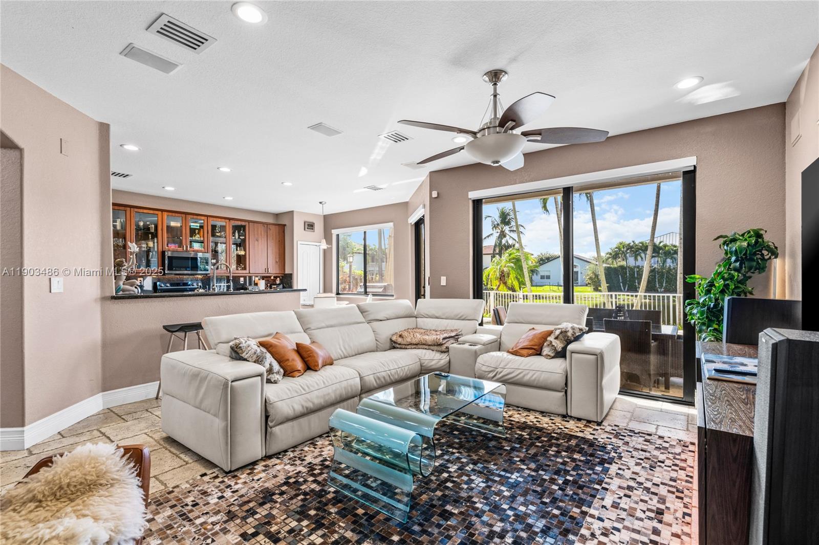 CENTURY ESTATES - Residential