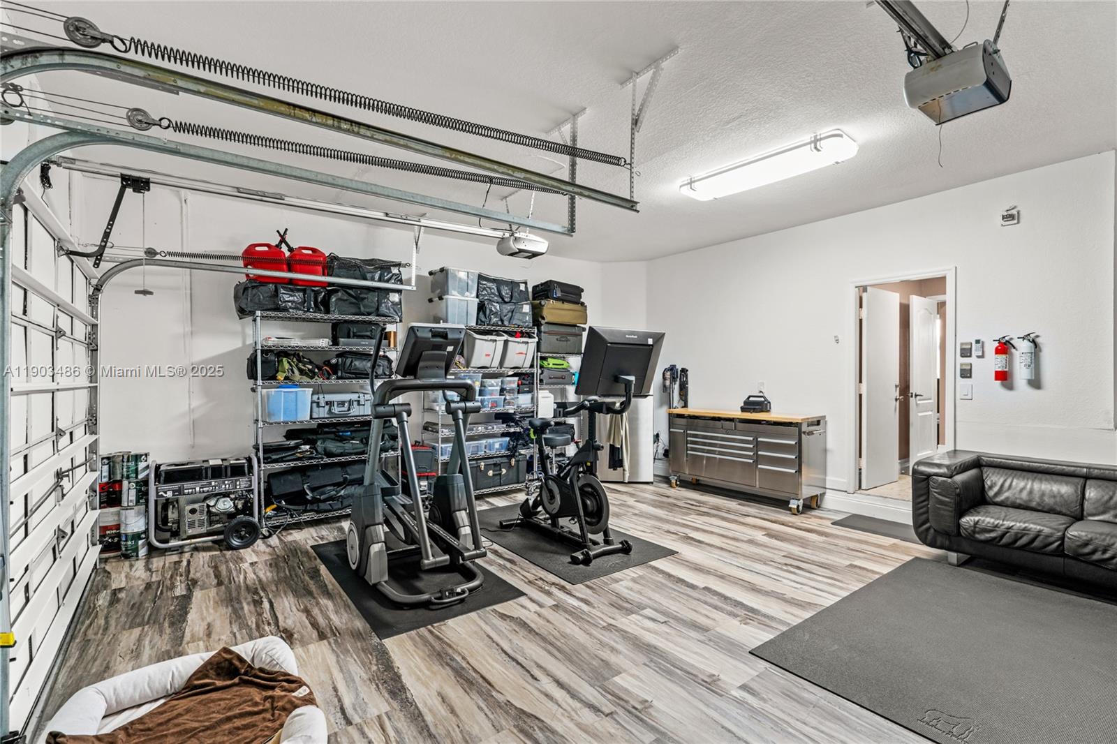 CENTURY ESTATES - Residential