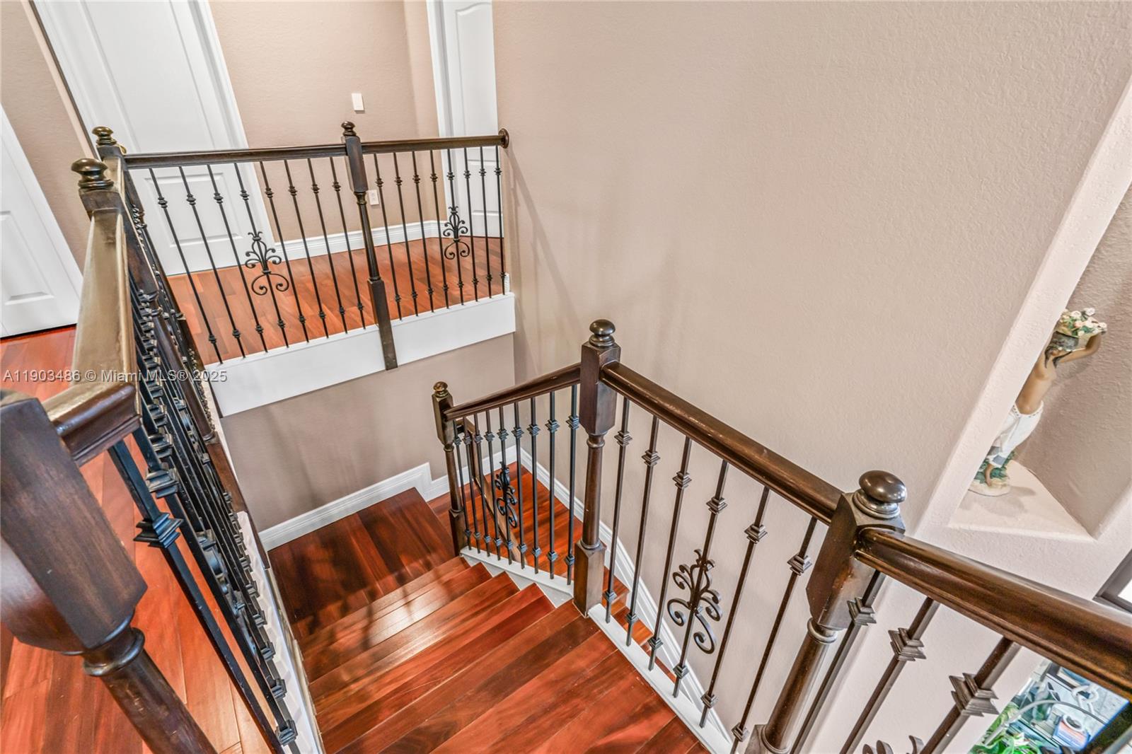 CENTURY ESTATES - Residential