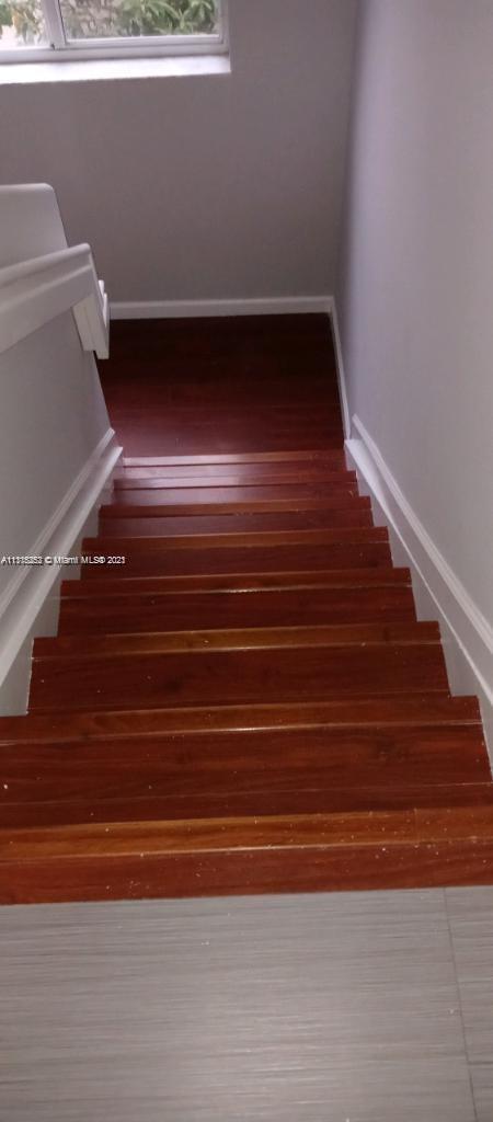 EMILIOS PLACE AT OASIS - Residential Lease