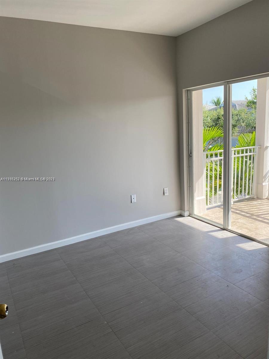 EMILIOS PLACE AT OASIS - Residential Lease