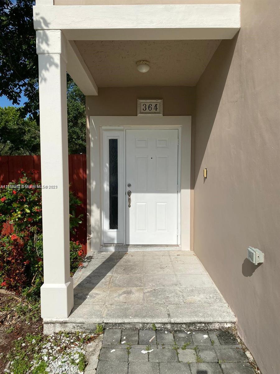 EMILIOS PLACE AT OASIS - Residential Lease