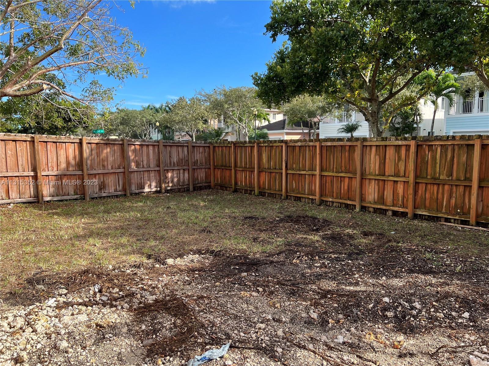 EMILIOS PLACE AT OASIS - Residential Lease