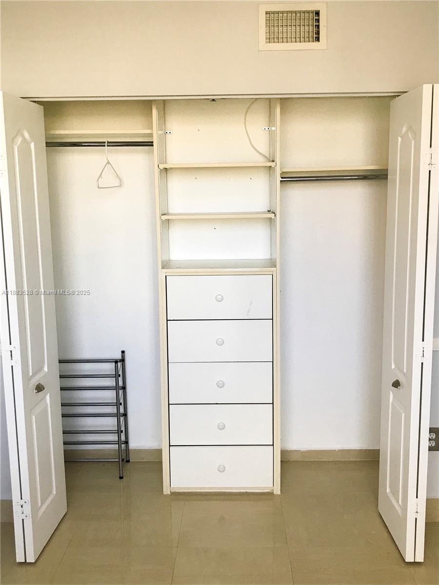 CAPOMAR CONDO - Residential Lease