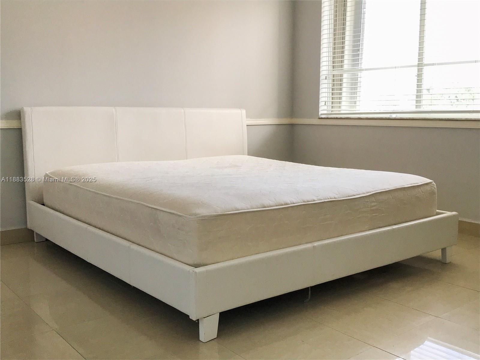 CAPOMAR CONDO - Residential Lease