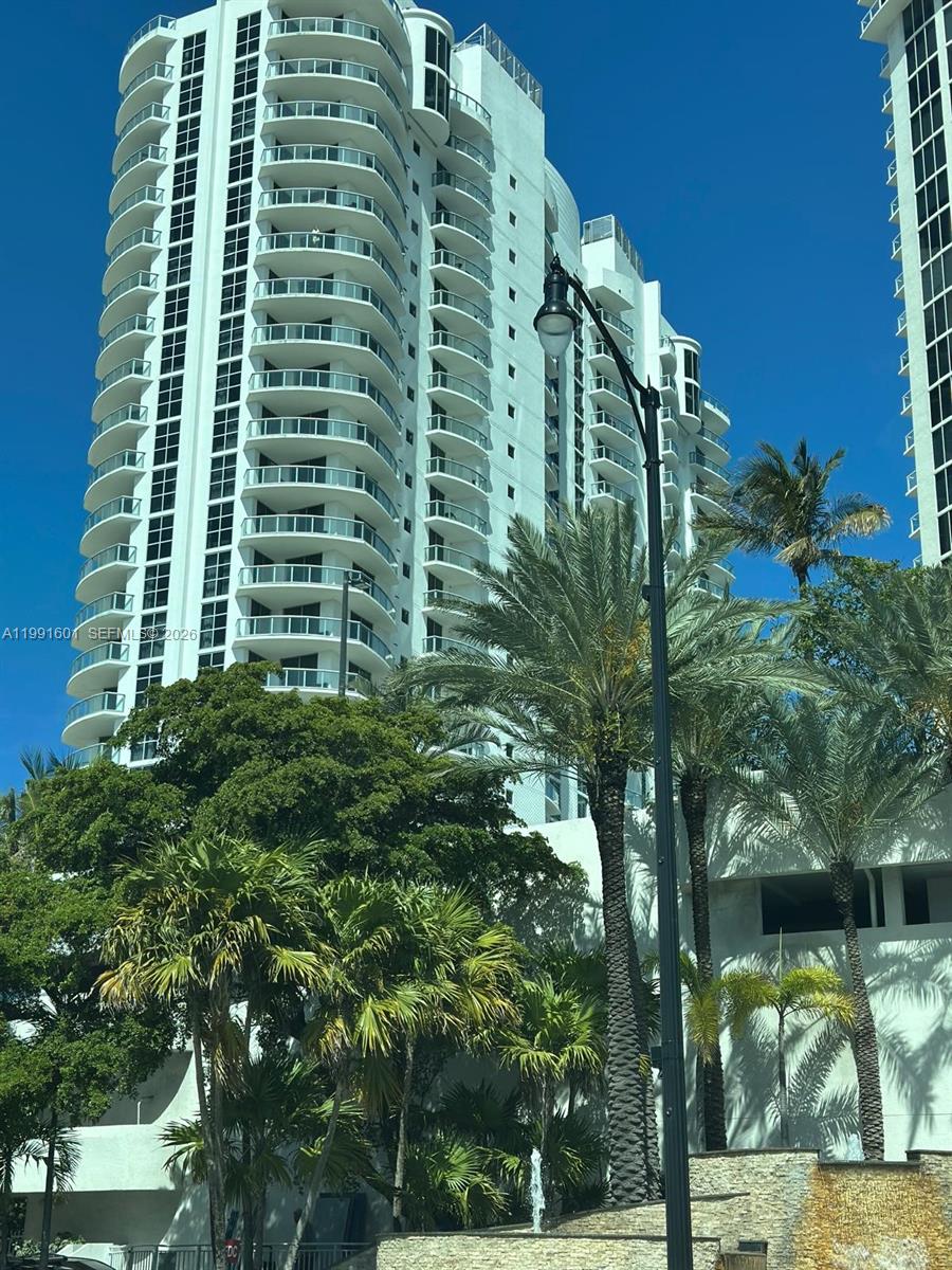 M RESORT RESIDENCES CONDO - Residential