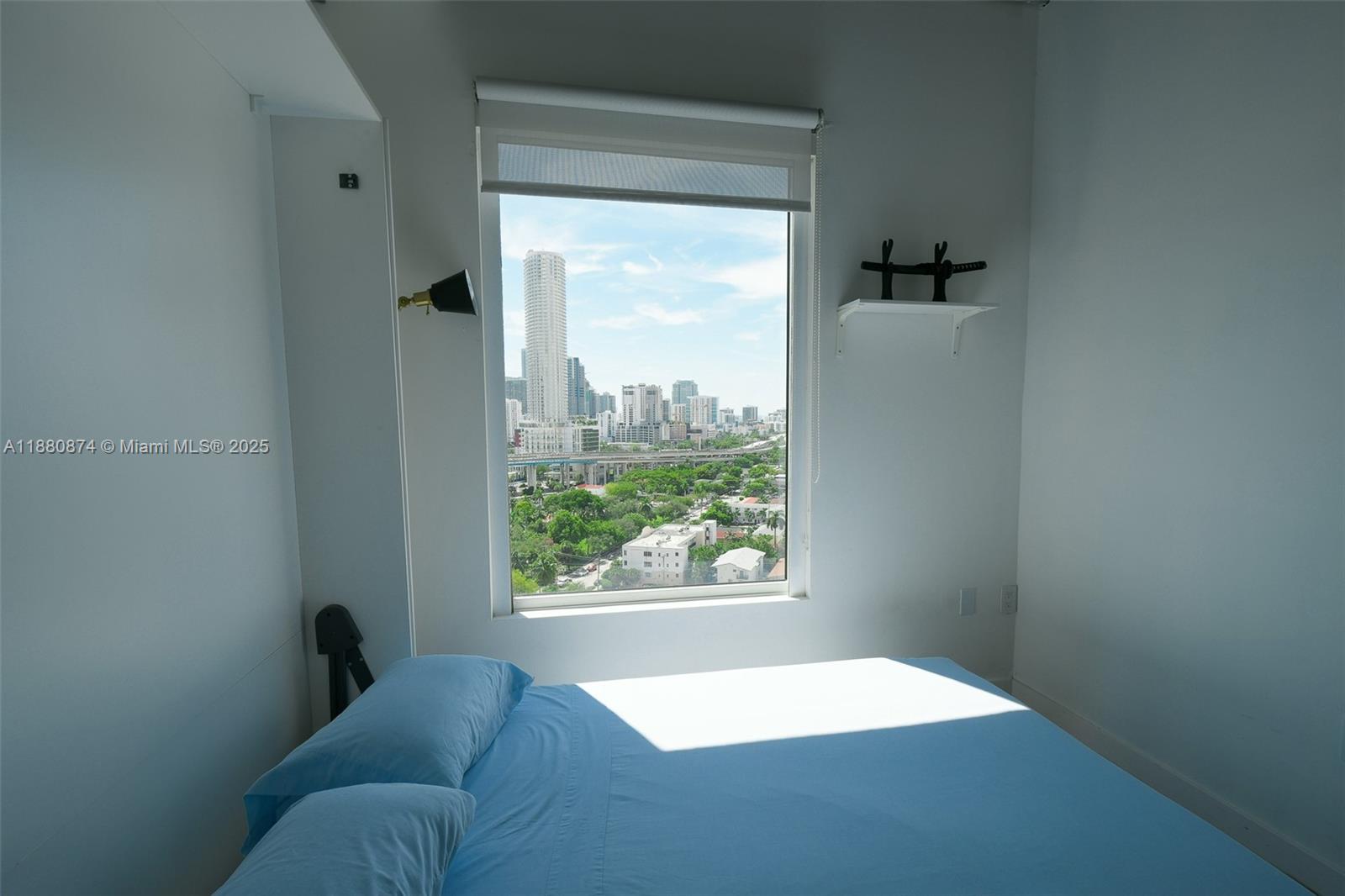 NEO CONDO - Residential