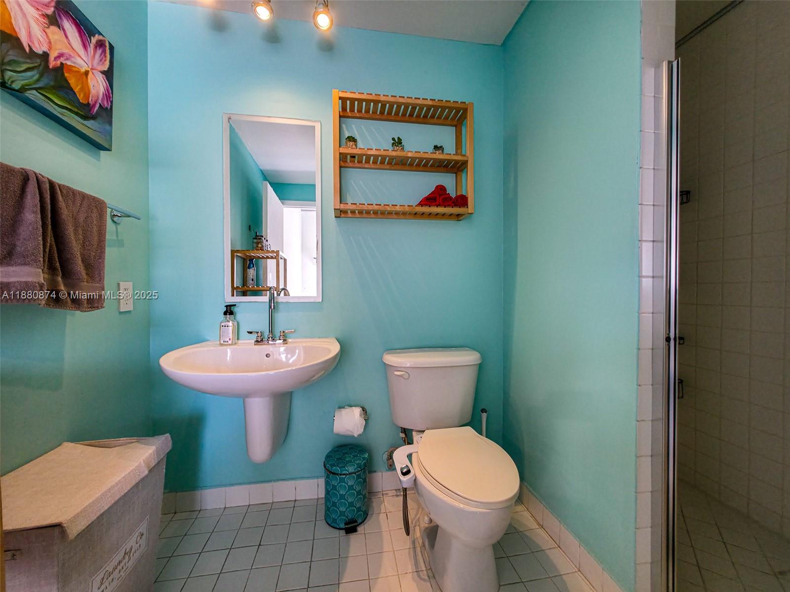 NEO CONDO - Residential