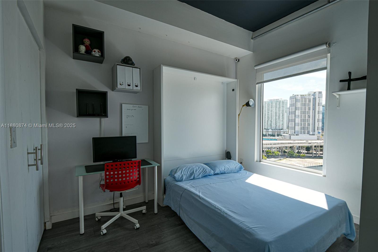 NEO CONDO - Residential