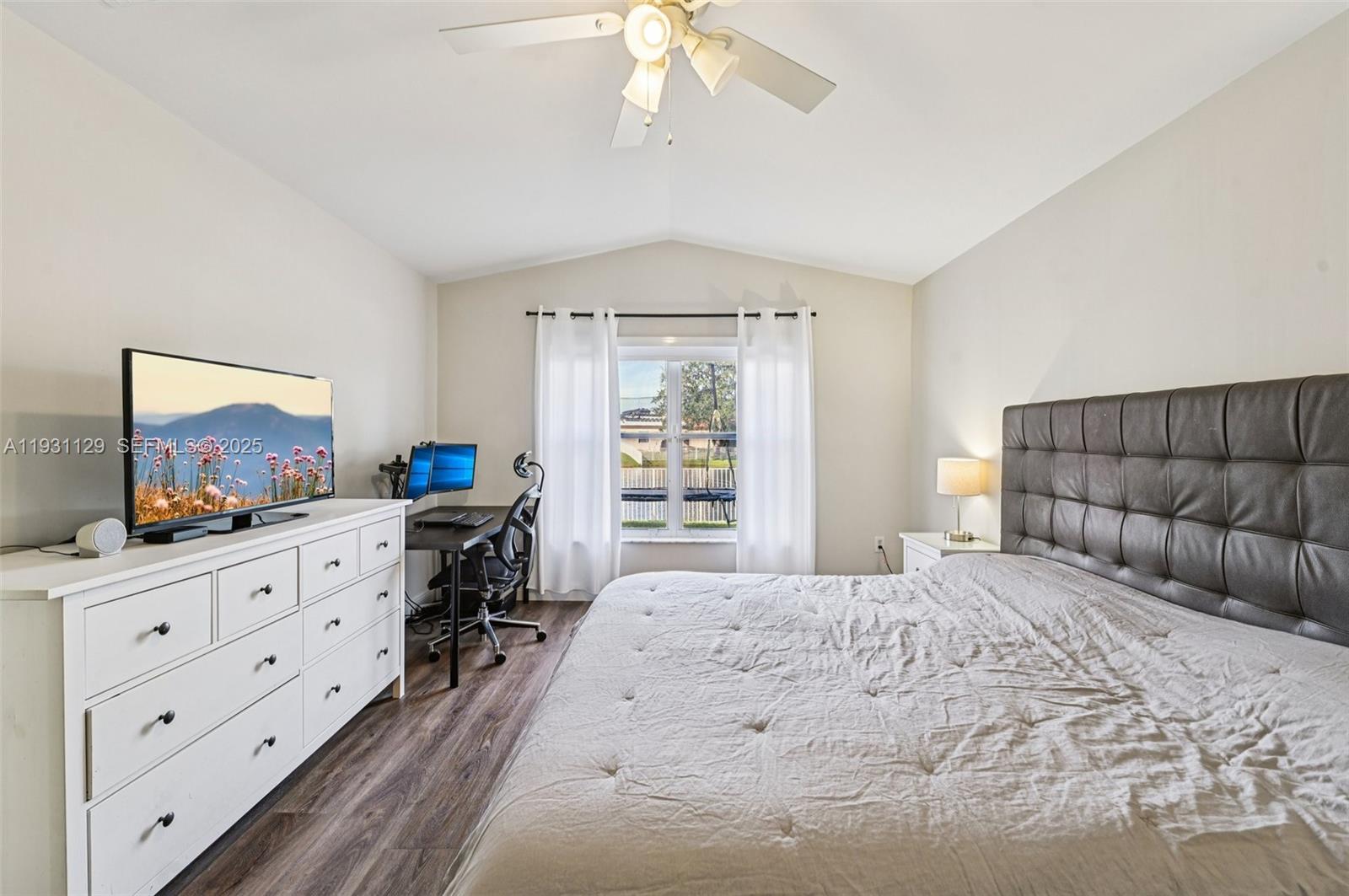 CHAPEL TRAIL II - Residential Lease