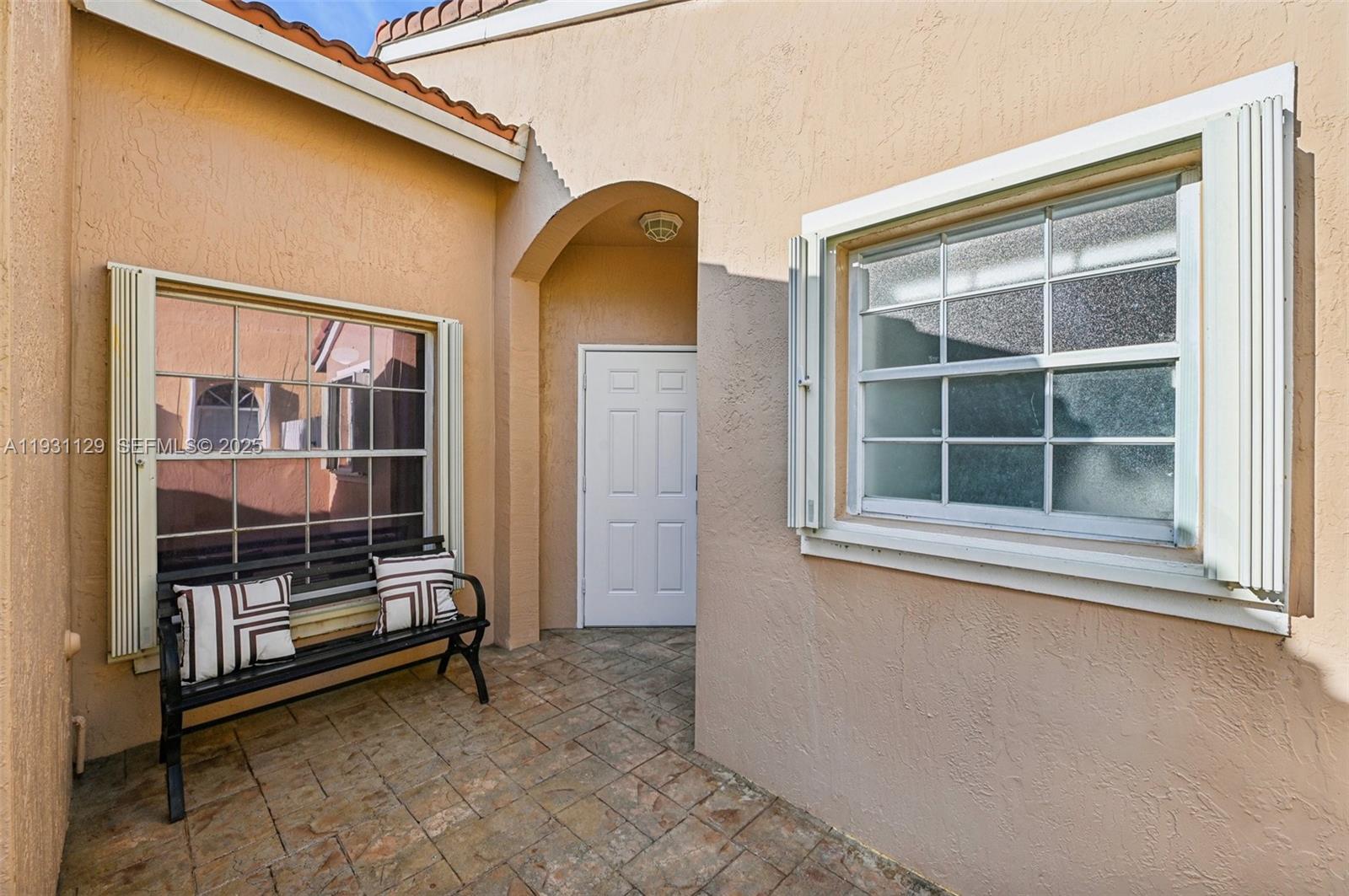 CHAPEL TRAIL II - Residential Lease