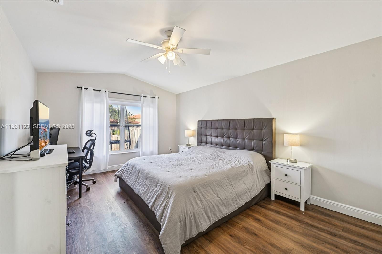 CHAPEL TRAIL II - Residential Lease