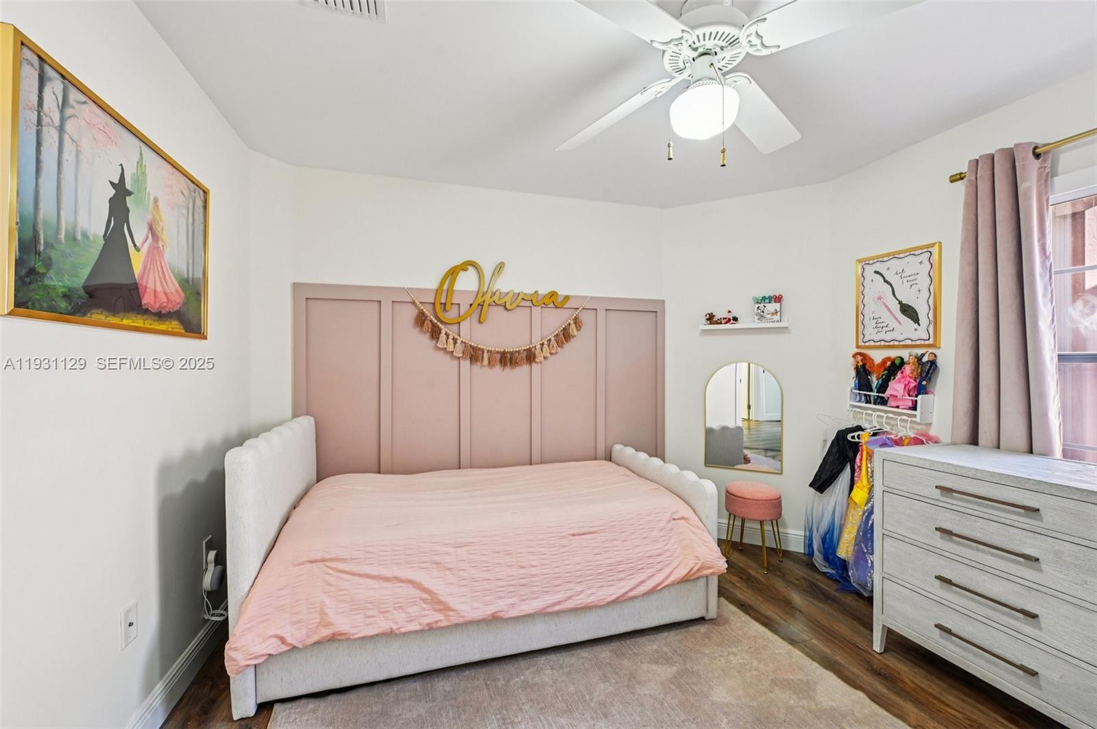 CHAPEL TRAIL II - Residential Lease