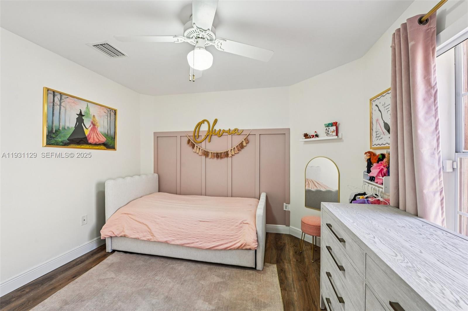 CHAPEL TRAIL II - Residential Lease