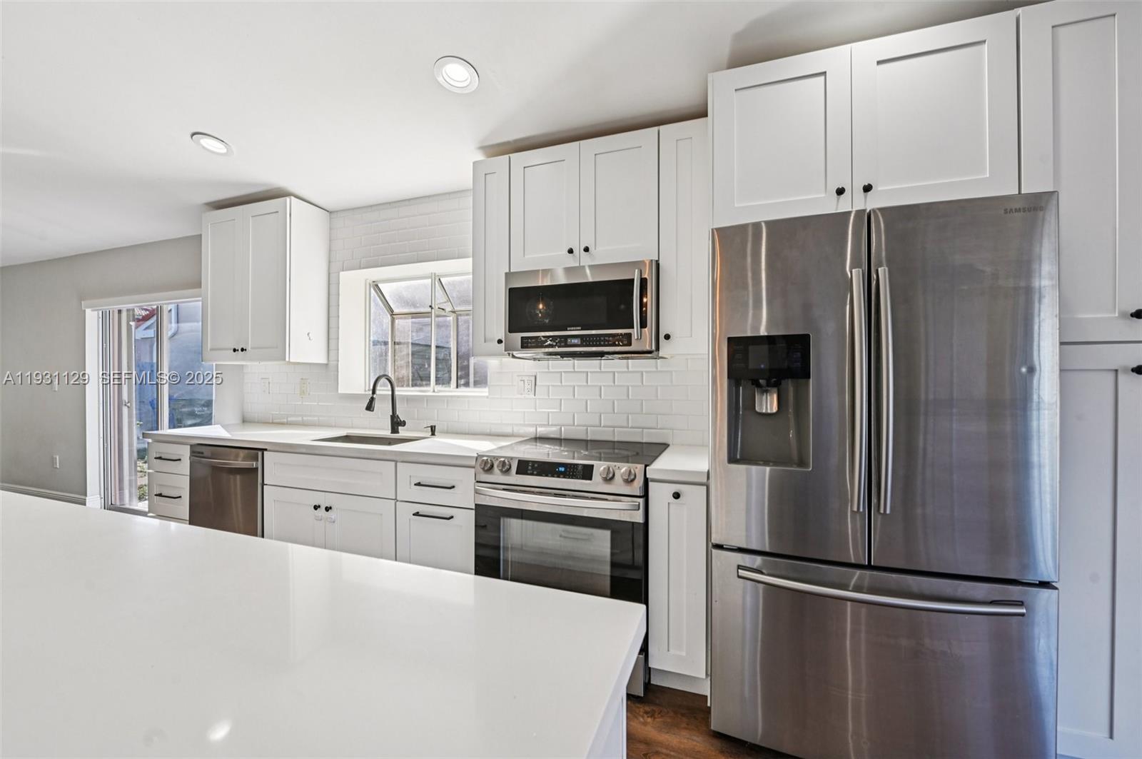 CHAPEL TRAIL II - Residential Lease