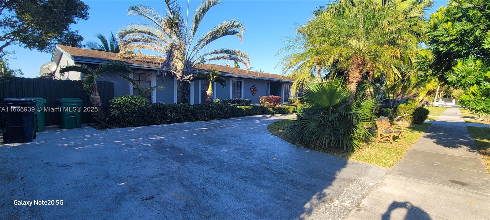 Property for Sale at 12685 Sw 190th Ter, Miami, Broward County, Florida - Bedrooms: 5 
Bathrooms: 2  - $635,000