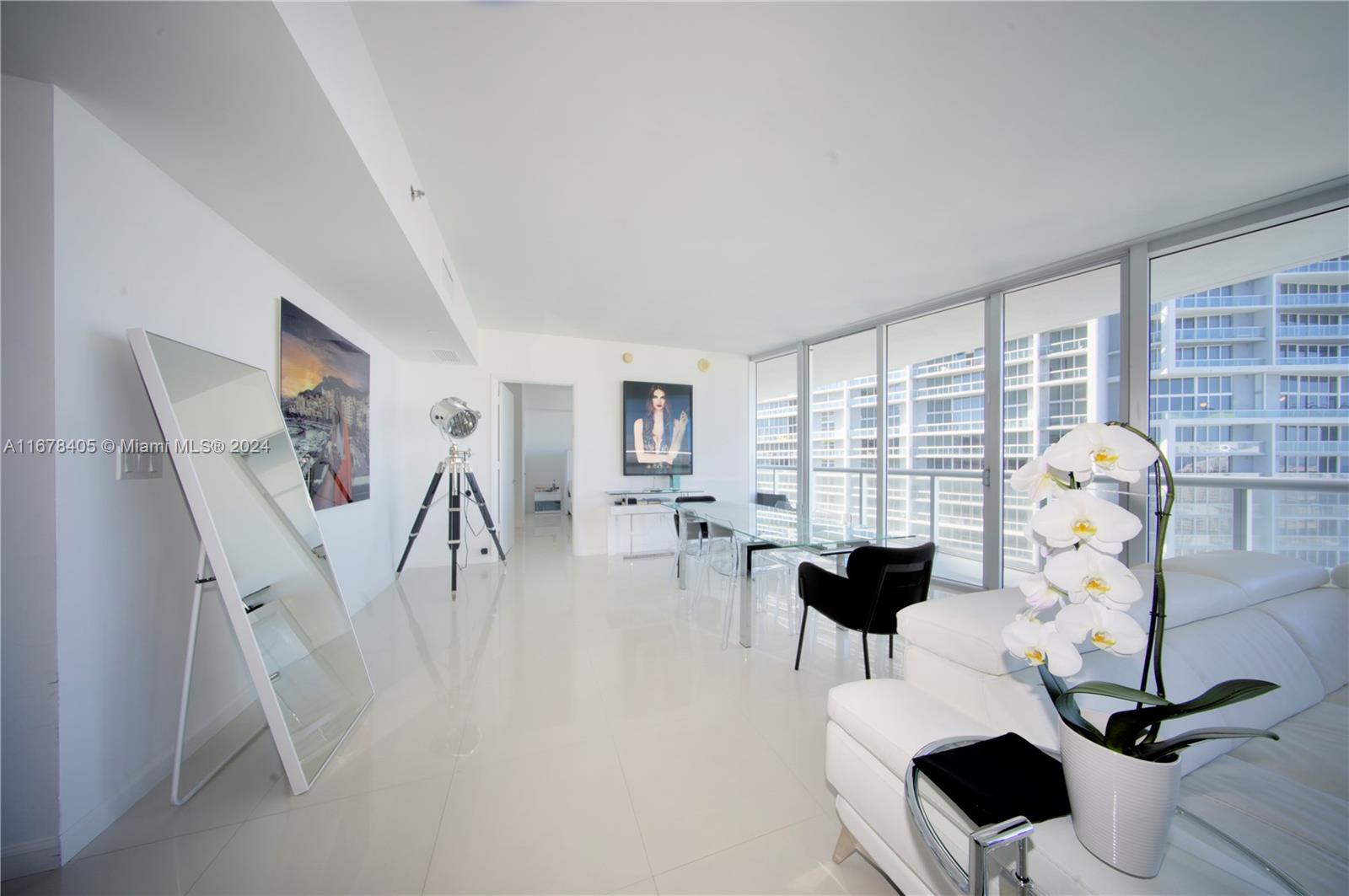 ICON BRICKELL NO TWO - Residential