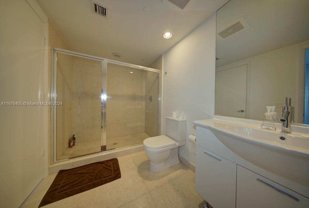 ICON BRICKELL NO TWO - Residential