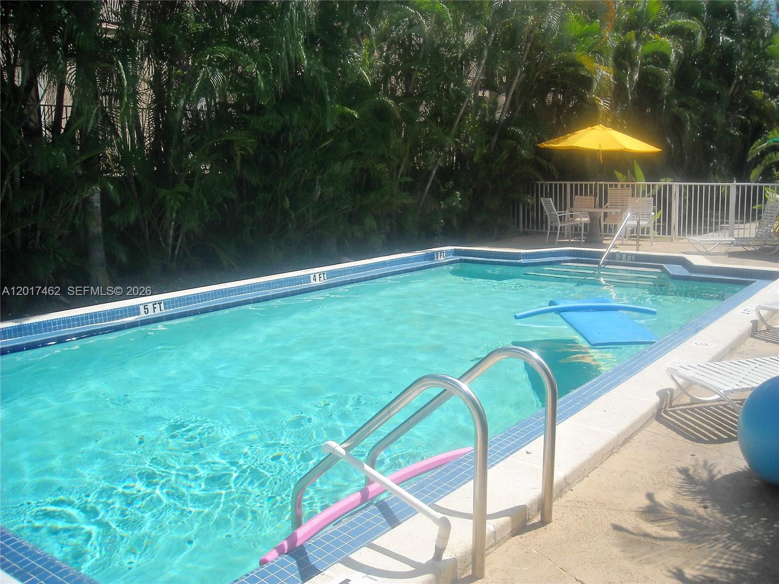 325 Fernwood Rd 10