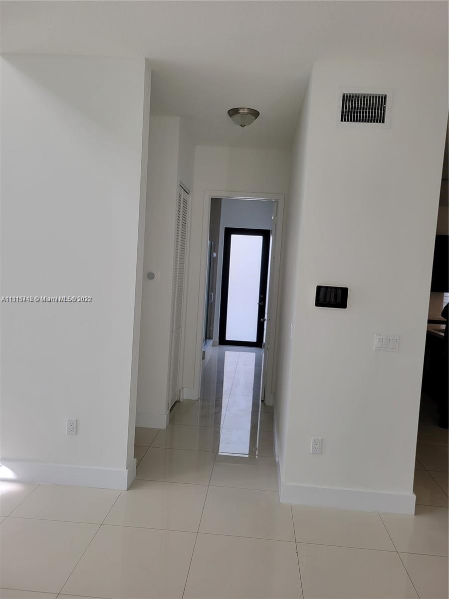 ENCHANTED PLACE - Residential Lease