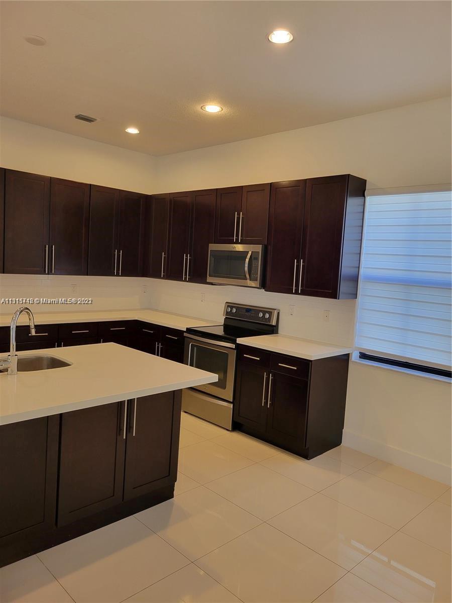 ENCHANTED PLACE - Residential Lease