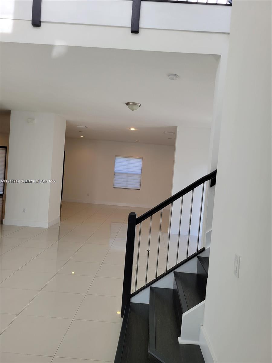 ENCHANTED PLACE - Residential Lease