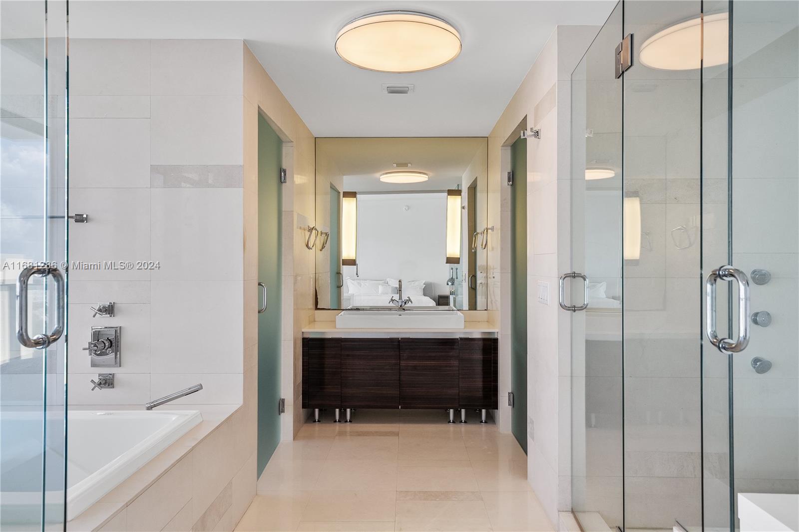 THE CARIBBEAN CONDO - Residential