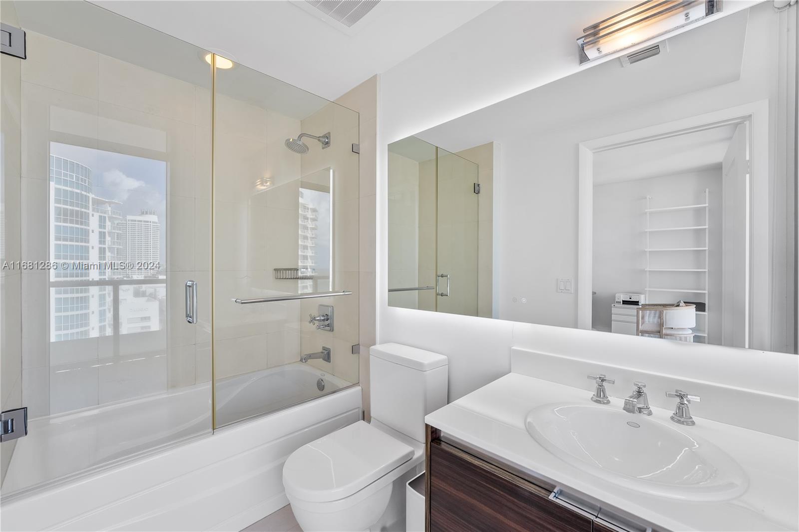 THE CARIBBEAN CONDO - Residential