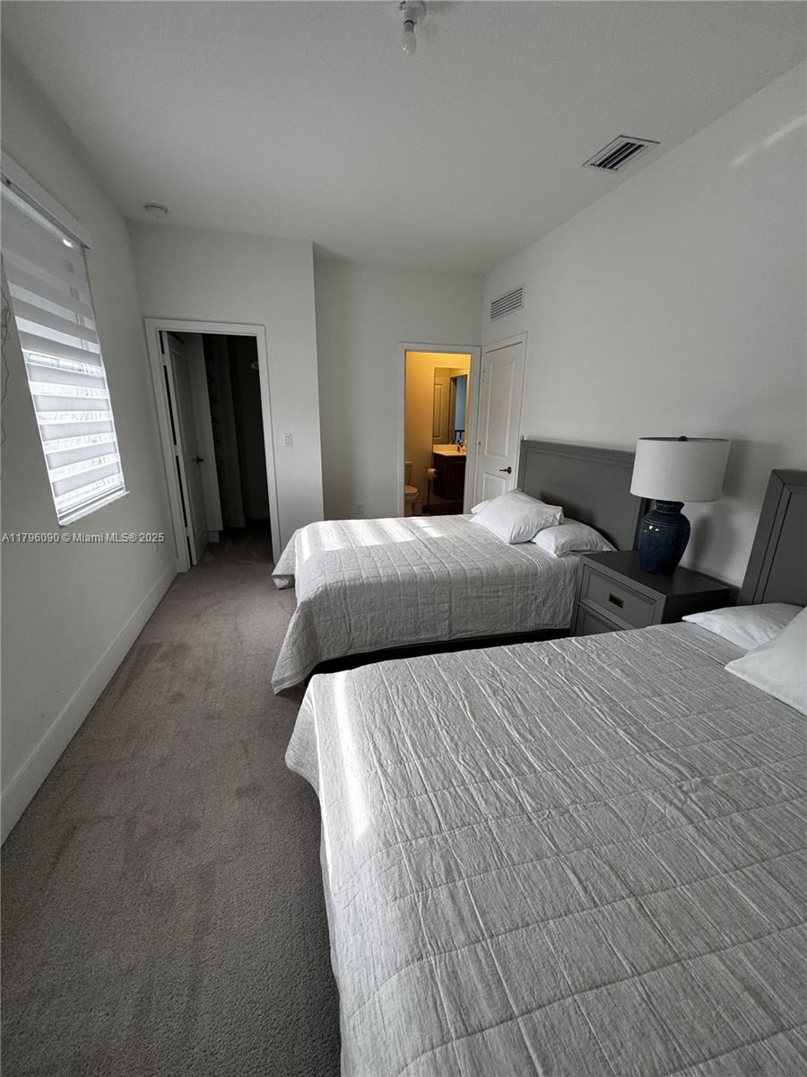 TUSCAN ISLES - Residential