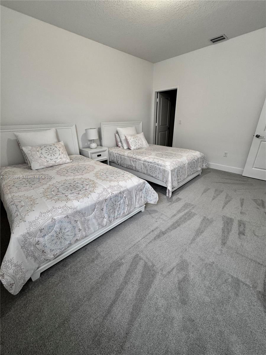 TUSCAN ISLES - Residential