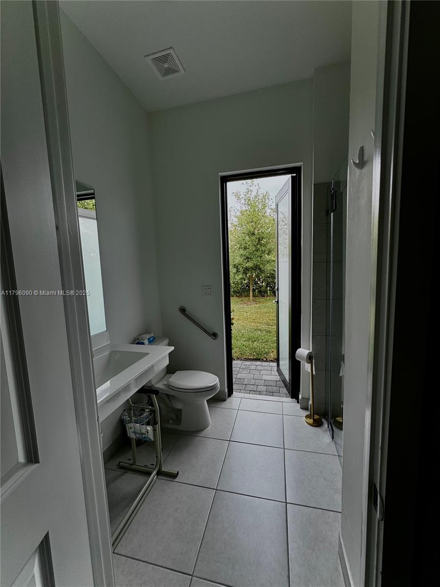 TUSCAN ISLES - Residential