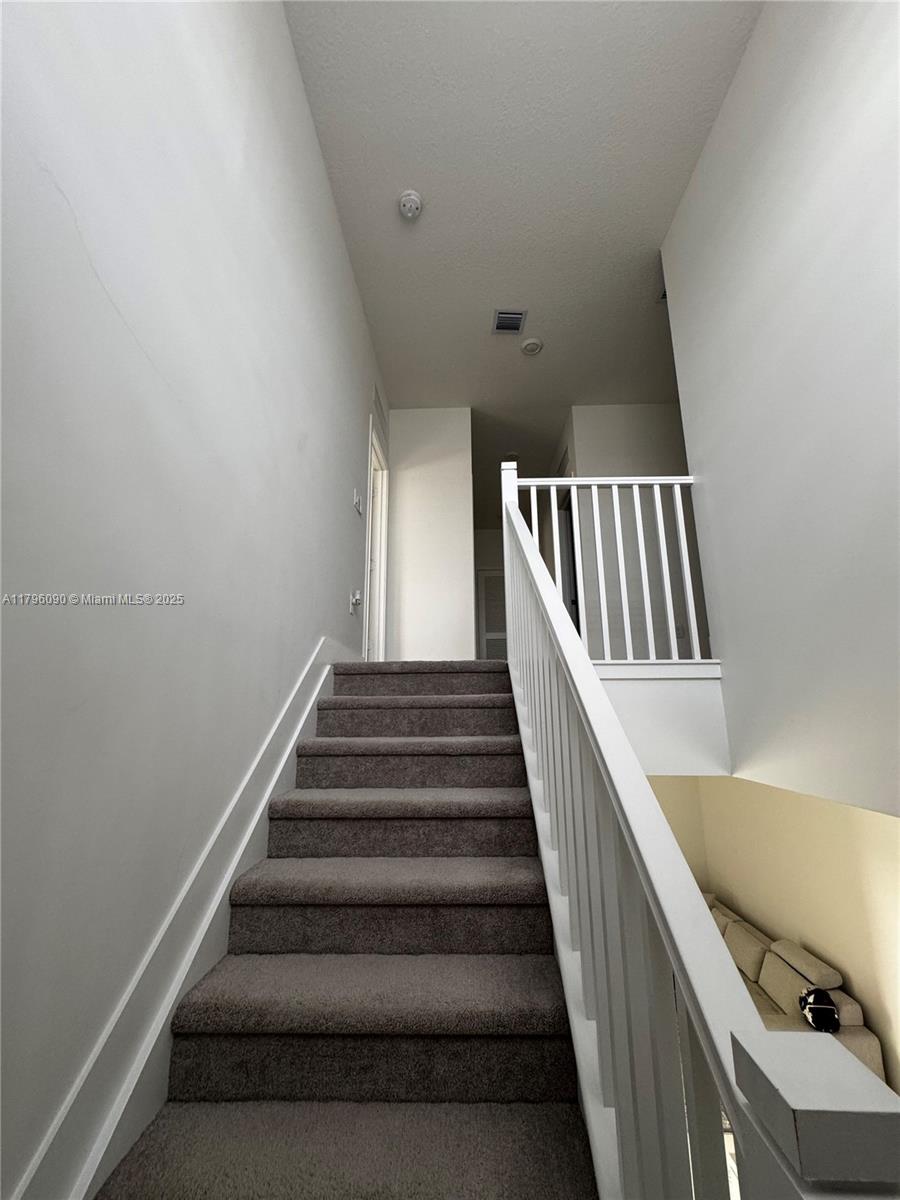 TUSCAN ISLES - Residential